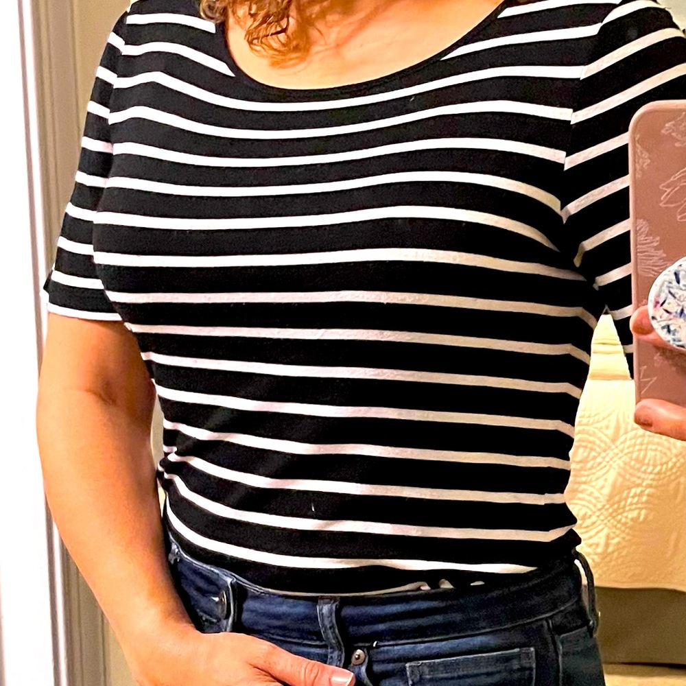 Black/white striped T-shirt, Cable & Gauge, buttons on sleeves detail